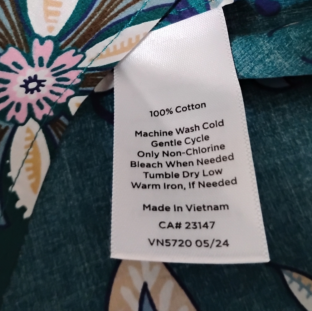 Talbots Petite Cotton Button Down Shirt Green Pink Paisley Floral Colorful  XLP - Picture 16 of 16